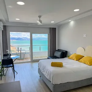  Apartment Spectacular Sea Views